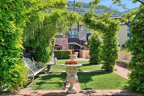 BV Grand Hotel Assisi in Assisi — foto 12