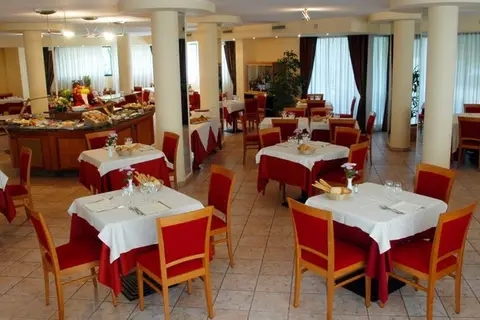 Belstay Milano Linate in Peschiera Borromeo — foto 3