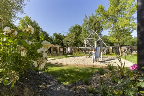 Sequoia Parc in Saint-Just-Luzac — foto 24