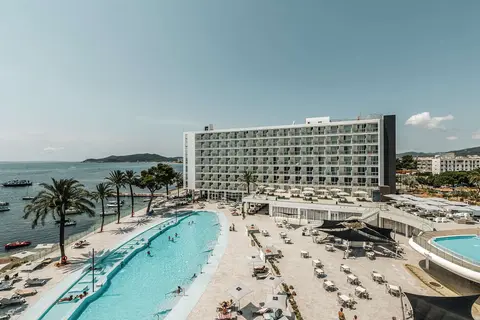 The Ibiza Twiins in Ibiza — foto 2
