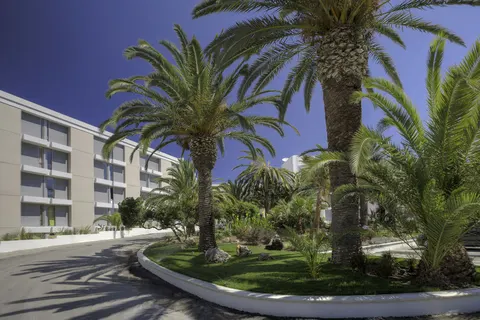 Caravia Beach in Marmari — foto 23