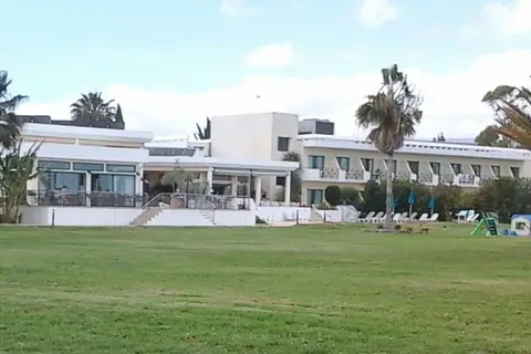 Natura Beach Hotel in Πόλις Χρυσοχούς — foto 11
