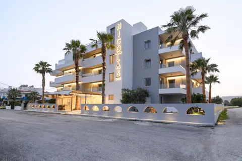 Nicolas Grand Suites in Καρδάμαινα — foto 10