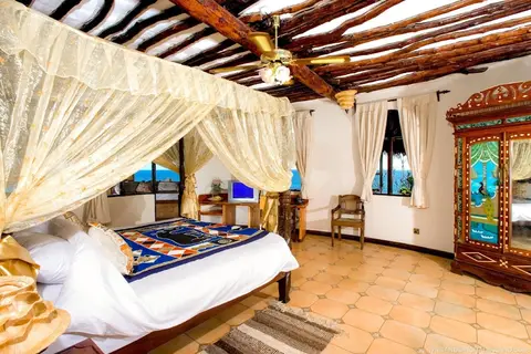 Chale Island Resort in Kasemeni ward — foto 2
