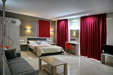 Sun & Sea Luxury Hotel in Πέτρα — foto 11