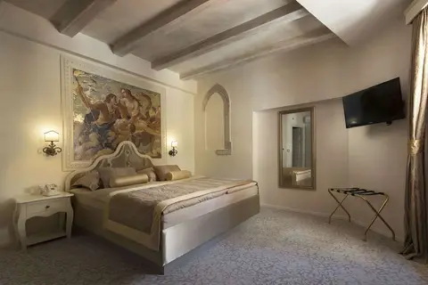 Life Palace Heritage Hotel in Grad Šibenik — foto 4