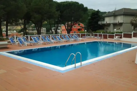 Residence Morelli in Pietra Ligure — foto 14