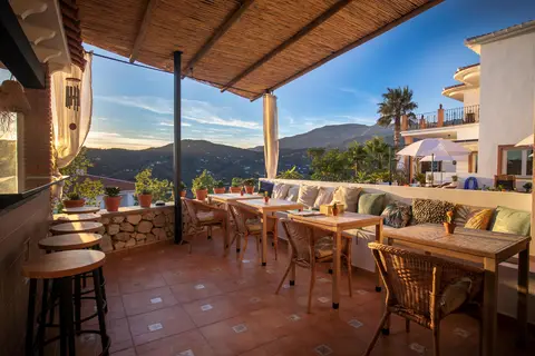 Malaga Hills Boutique & Wellness Eco-Hotel in Canillas de Albaida — foto 19