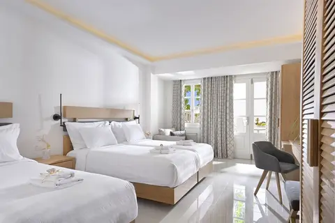 Petinos Hotel in Πλατύς Γιαλός — foto 24