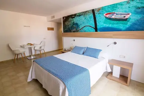 Aparthotel Novomar in Peguera — foto 18