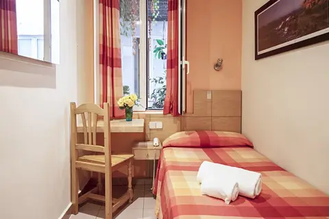INTER Puerta del Sol Pension in Madrid — foto 28