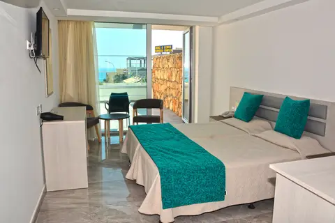 Melini Hotel Suites in Παραλίμνι — foto 12