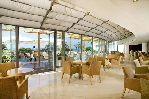 Louis Imperial Beach in Paphos, foto 13
