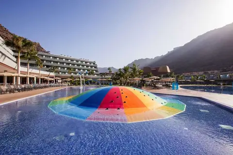 Radisson Blu Resort & Spa Mogan in Playa de Mogán — foto 2