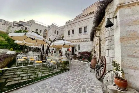 Tafoni Houses Cave Hotel in Ürgüp — foto 2