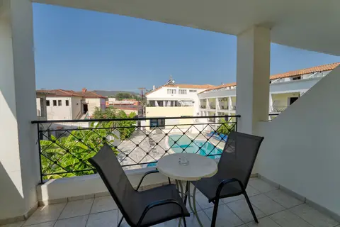 Mojo Hotel in Δημοτική Ενότητα Λαγανά — foto 13