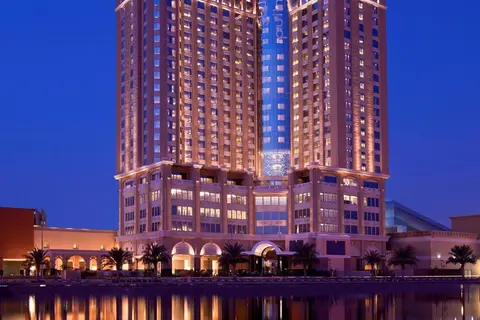 Sheraton Mall of the Emirates Hotel, Dubai in Dubai