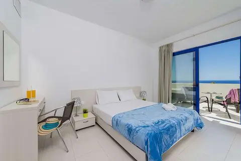 Eagles Nest Hotel in Πεύκοι — foto 7