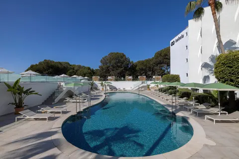Hotel HM Isabela - adults only in Calvià — foto 30