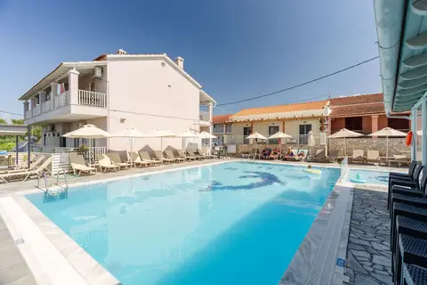 Spyridoula Apartments in Γουβιά