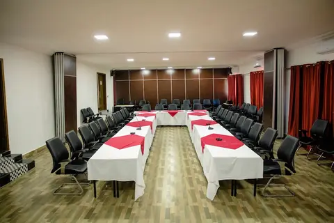 Metzy Residence Hotel in Serrekunda — foto 29