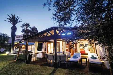 The Orangers Beach Resort & Bungalows in Kids Pool — foto 25