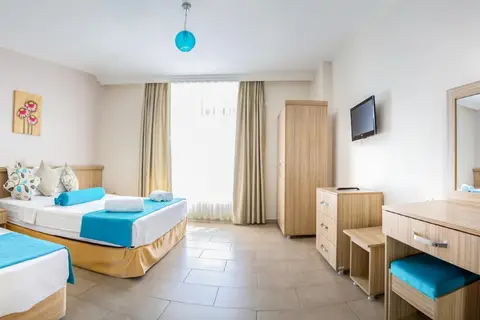Ponz Hotel in Kusadasi — foto 21