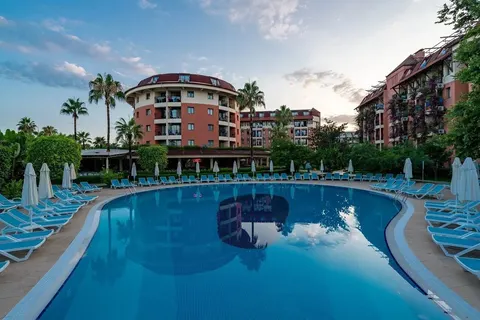 Palmeras Beach Hotel in Alanya