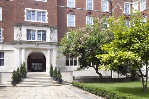Wellington Hotel by Blue Orchid in Londen, foto 11