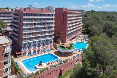 Hotel Seramar Luna & Luna Park in Palma