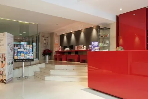 Atenea Calabria in Barcelona — foto 14