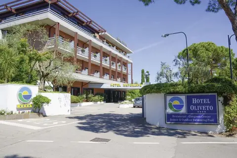 Hotel Oliveto in Desenzano del Garda — foto 12