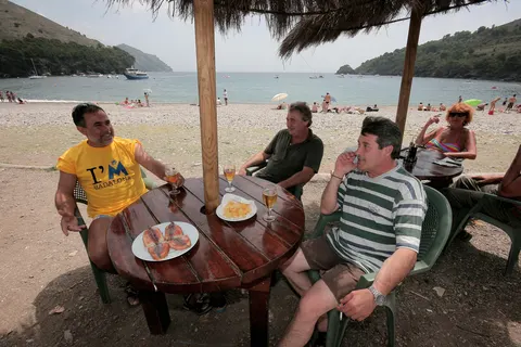 Vakantiepark Cala Montjoi foto 6