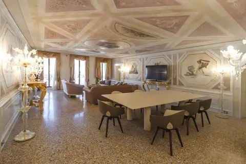 Ca Bonfadini Historic Experience in Venetië — foto 9