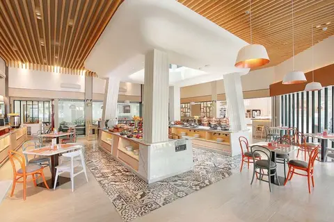 Harris Hotel Kuta Tuban in Kuta, foto 17