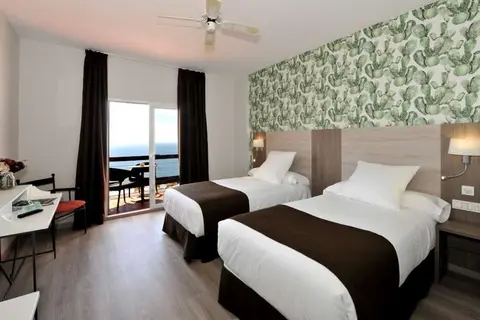 Hotel Salobrena Suites in Salobreña — foto 9