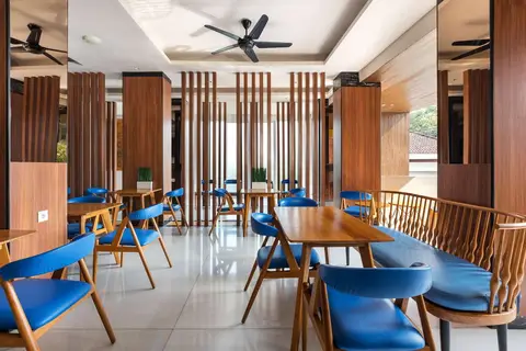 Boss Legian Hotel Powered by Archipelago in Kuta — foto 14