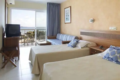Sirenis Hotel Club Siesta in Santa Eulària des Riu — foto 3