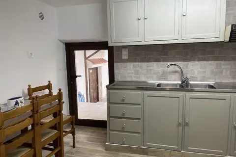 Kasteli Studios & Apartments in Panormos — foto 18