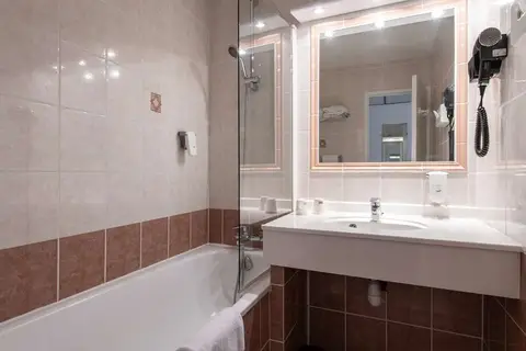 Mercure Arles Centre Arenes in Arles — foto 21