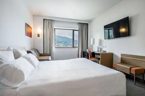 Hotel Puerta De Bilbao in Barakaldo — foto 7