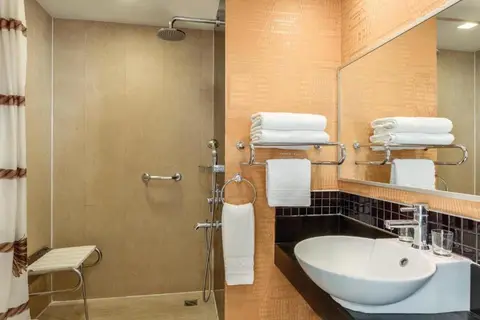 Ramada by Wyndham Ankara in Çankaya — foto 11
