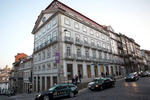 Carris Porto Ribeira in Porto