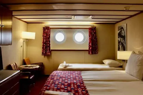 ss Rotterdam in Rotterdam — foto 28