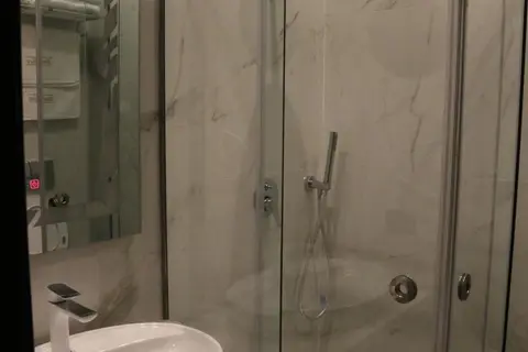 Hotel Kloest in Durres — foto 24