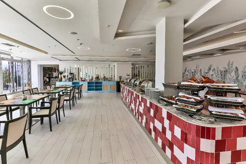Hotel TQ Plaza in Budva — foto 15