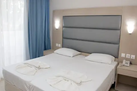 Marathon Hotel in Κολύμπια — foto 23