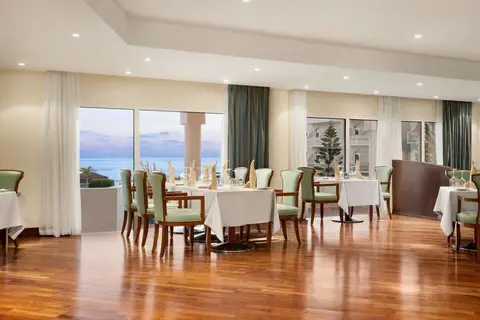 Wyndham Garden Salalah in مرباط — foto 11