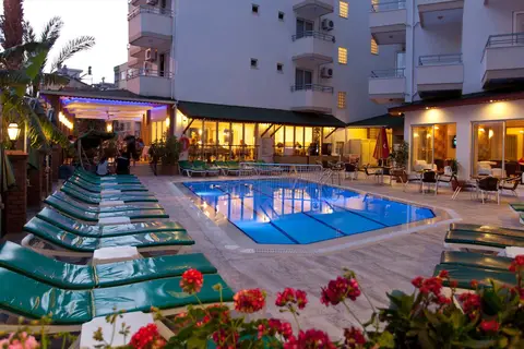 Remi Hotel in Cleopatra beach — foto 5