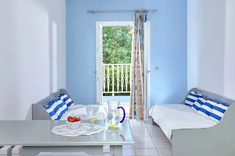 Noble Hotel Suites in Δημοτική Ενότητα Γουβών — foto 4